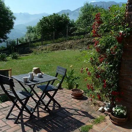 Casa Rural La Cortina Country house *