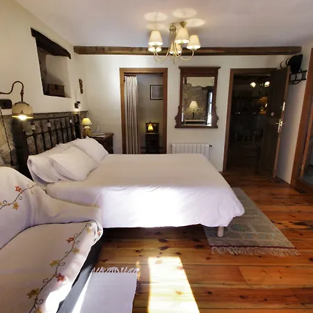 Casa Rural La Cortina * Pandiello