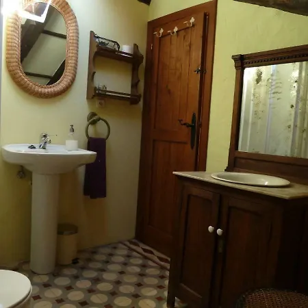 Casa Rural La Cortina Country house Pandiello